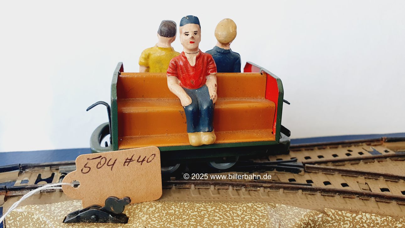 Arbeiterwagen mit dunkelbrauner Bank